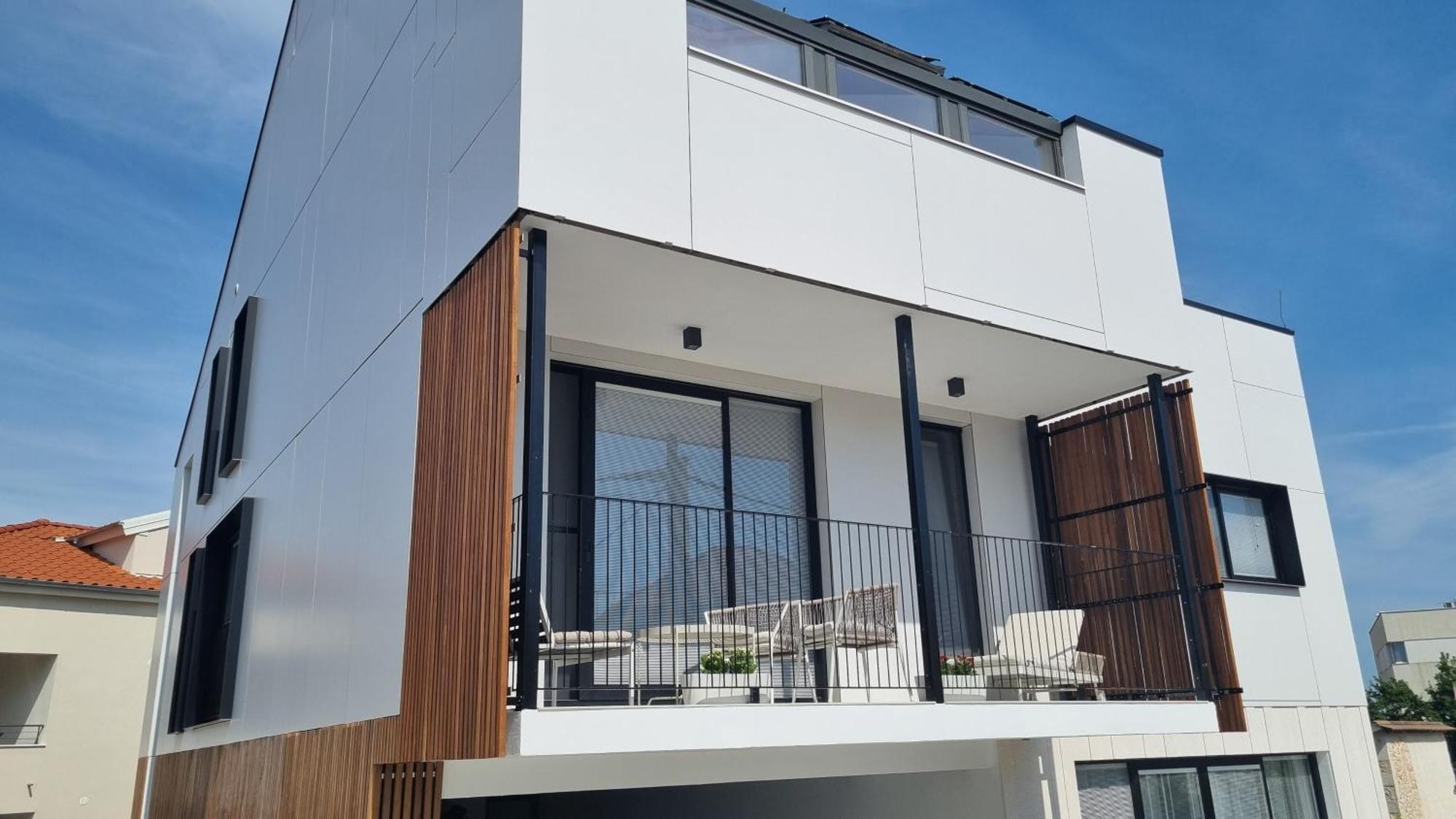 Delta House - Gama Apartmán *